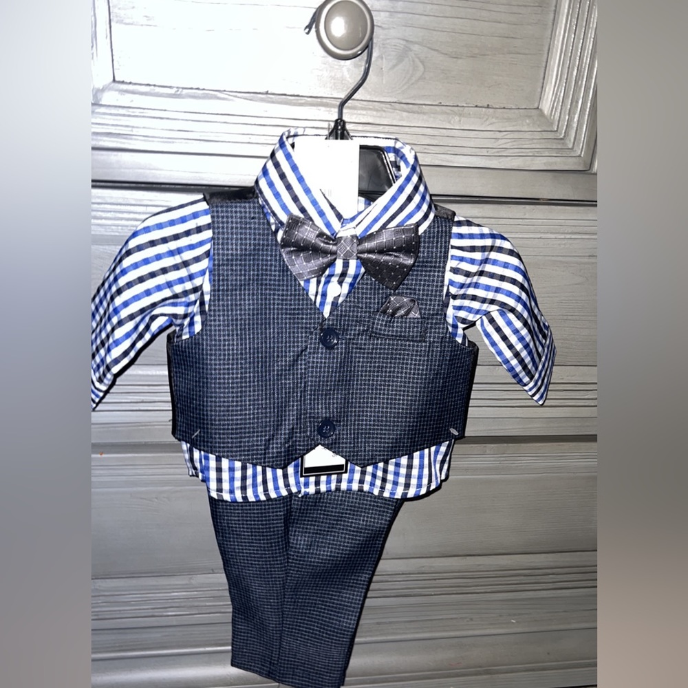 Brand new baby suit size 3-6 months